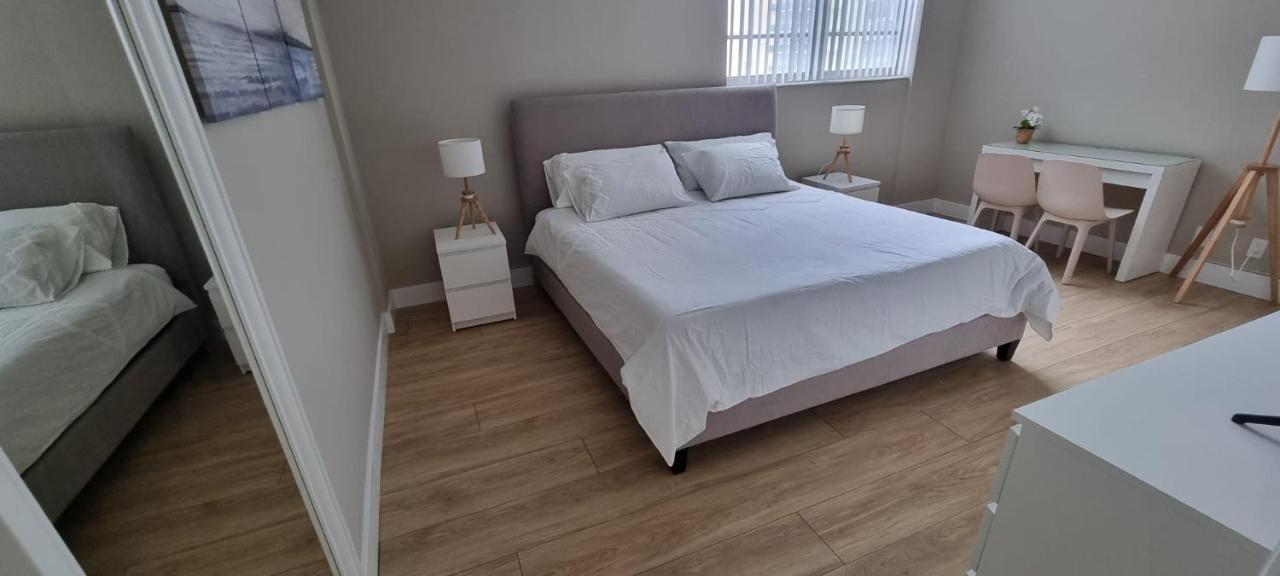 New Luxury Apartment 2Br 2Ba Direct Beach Access ハリウッド エクステリア 写真