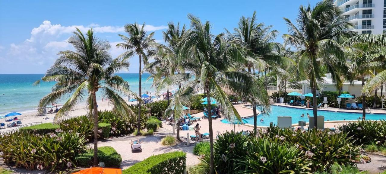 New Luxury Apartment 2Br 2Ba Direct Beach Access ハリウッド エクステリア 写真