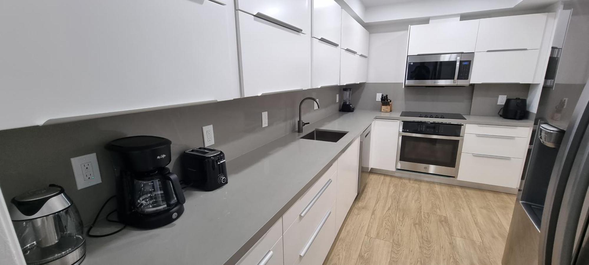 New Luxury Apartment 2Br 2Ba Direct Beach Access ハリウッド エクステリア 写真