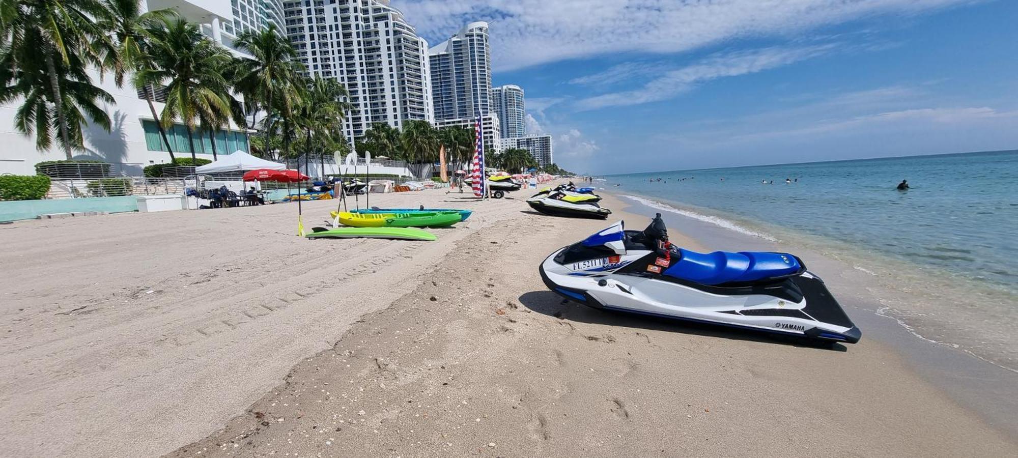 New Luxury Apartment 2Br 2Ba Direct Beach Access ハリウッド エクステリア 写真