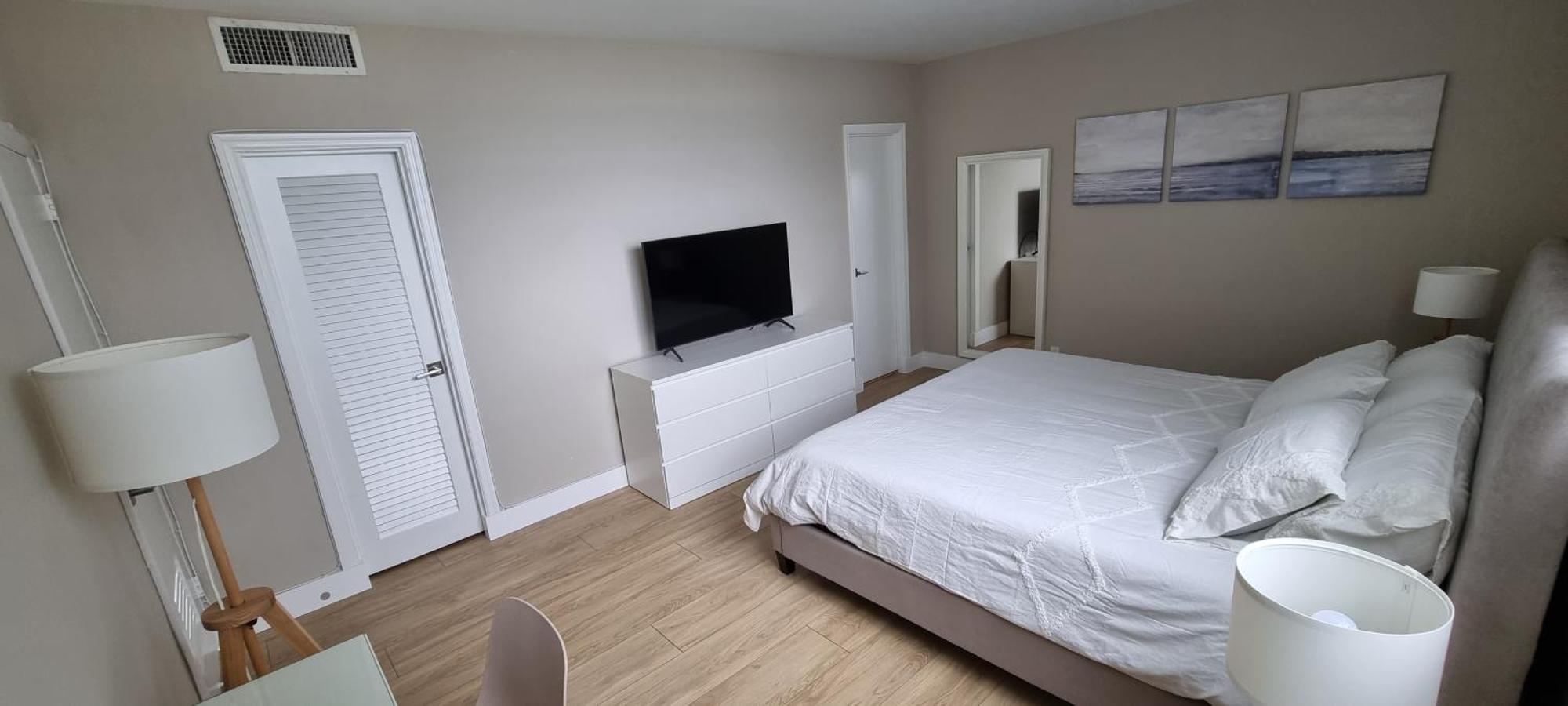 New Luxury Apartment 2Br 2Ba Direct Beach Access ハリウッド エクステリア 写真